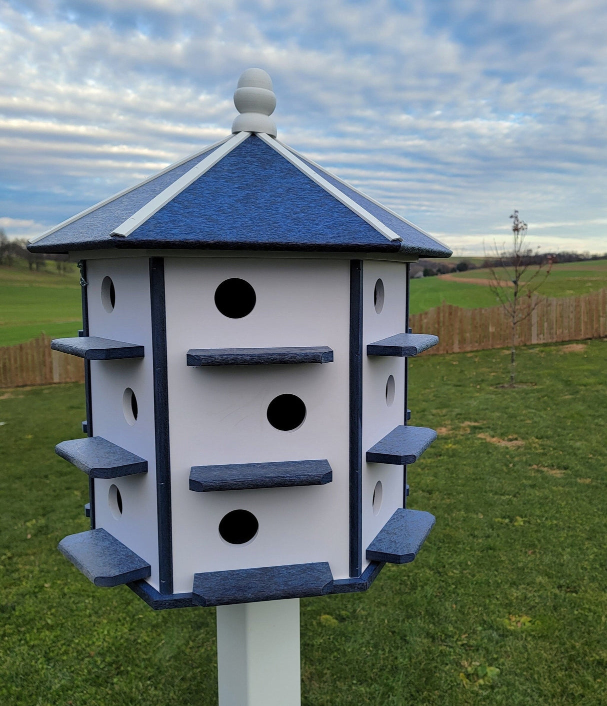 Martin Birdhouse - 18 Nesting Compartments - Amish Handmade - X-Large Weather Resistant - Made of Poly Lumber - Birdhouse Outdoor