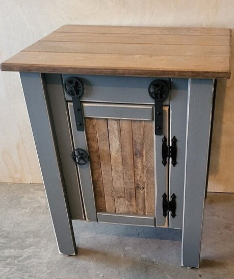 End Table - Fully Assembled - Furniture - Home Décor - Nightstand - Living - Book Shelf - Amish Handmade - Fireplace - Bathroom Cabinet