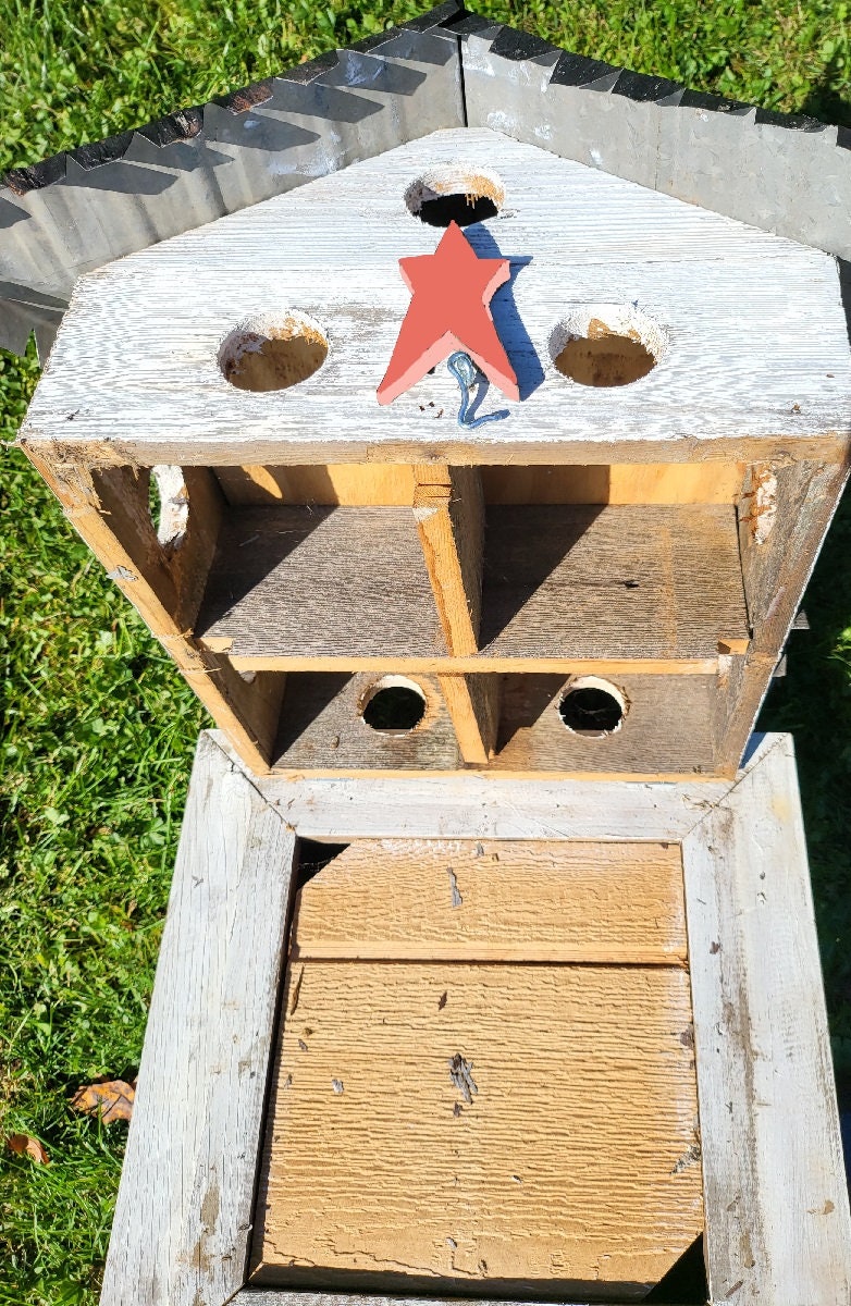 Martin Birdhouse - Amish Handmade Primitive Design - 10 Nesting Compartments - Birdhouse outdoor - Purple Martin