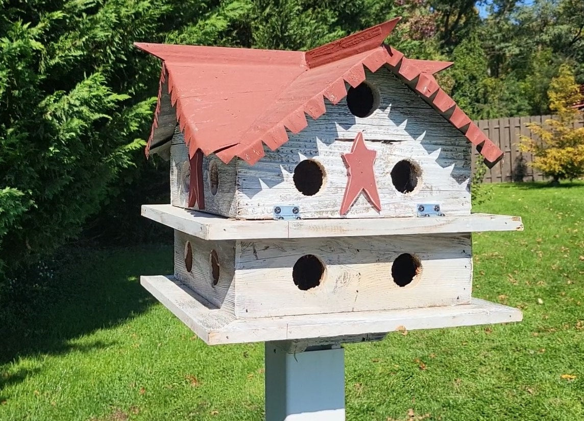 Martin Birdhouse - Amish Handmade Primitive Design - 10 Nesting Compartments - Birdhouse outdoor - Purple Martin