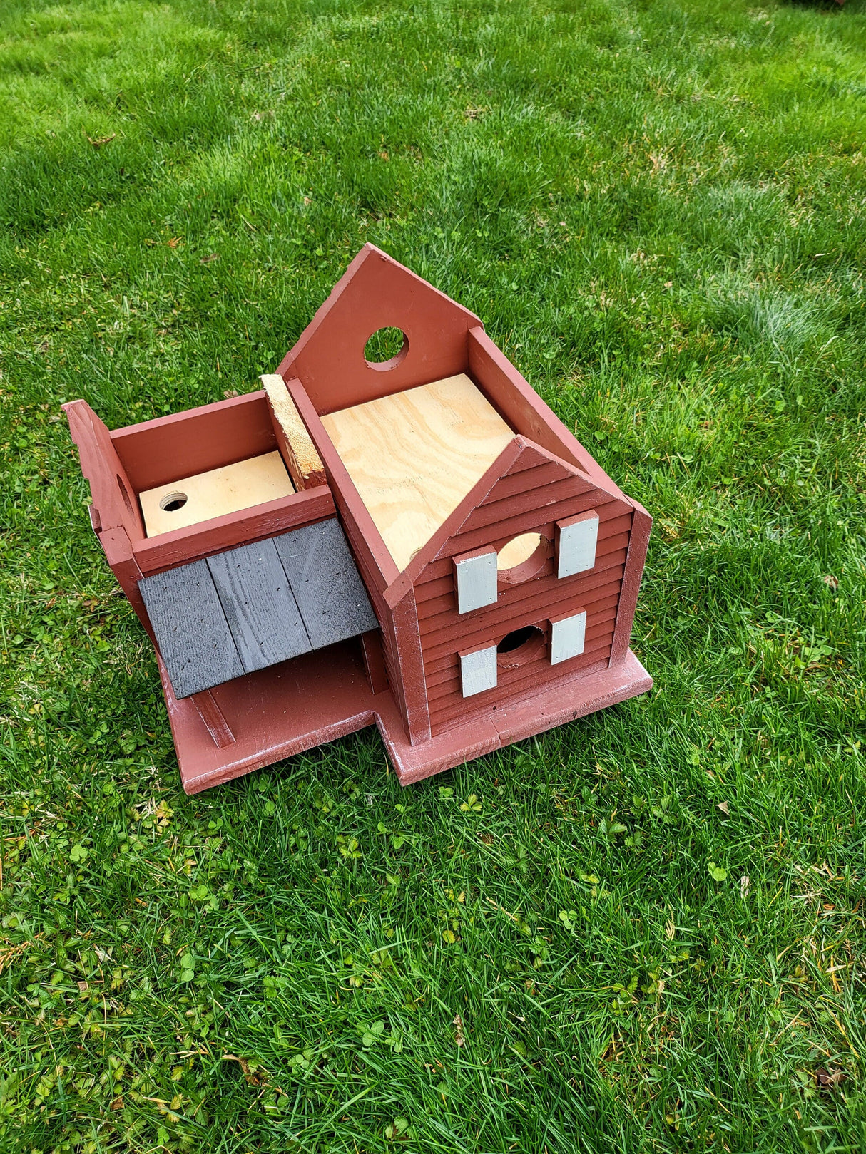 Martin House Amish Handmade With 6 Nesting Compartments