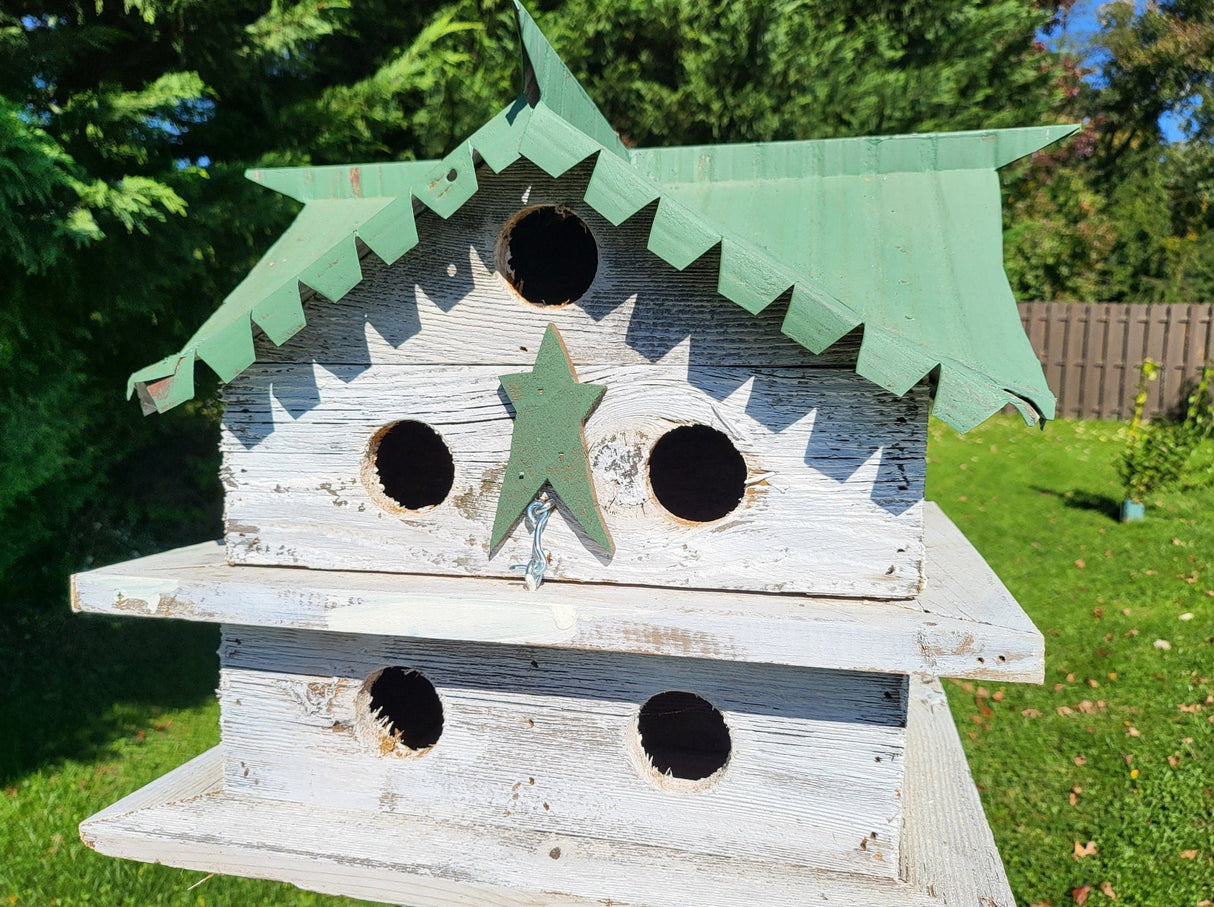 Martin Birdhouse - Amish Handmade Primitive Design - 10 Nesting Compartments -  Birdhouse outdoor - Purple Martin