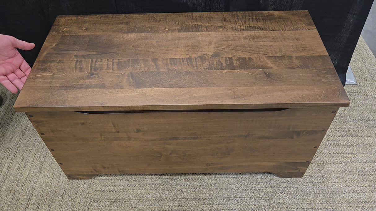 Amish Handmade Trunk - Toy Box -  Storage Box - Vintage Chest Box - Rustic - Keepsake Box - Antique - Hope Chest - Blanket Chest